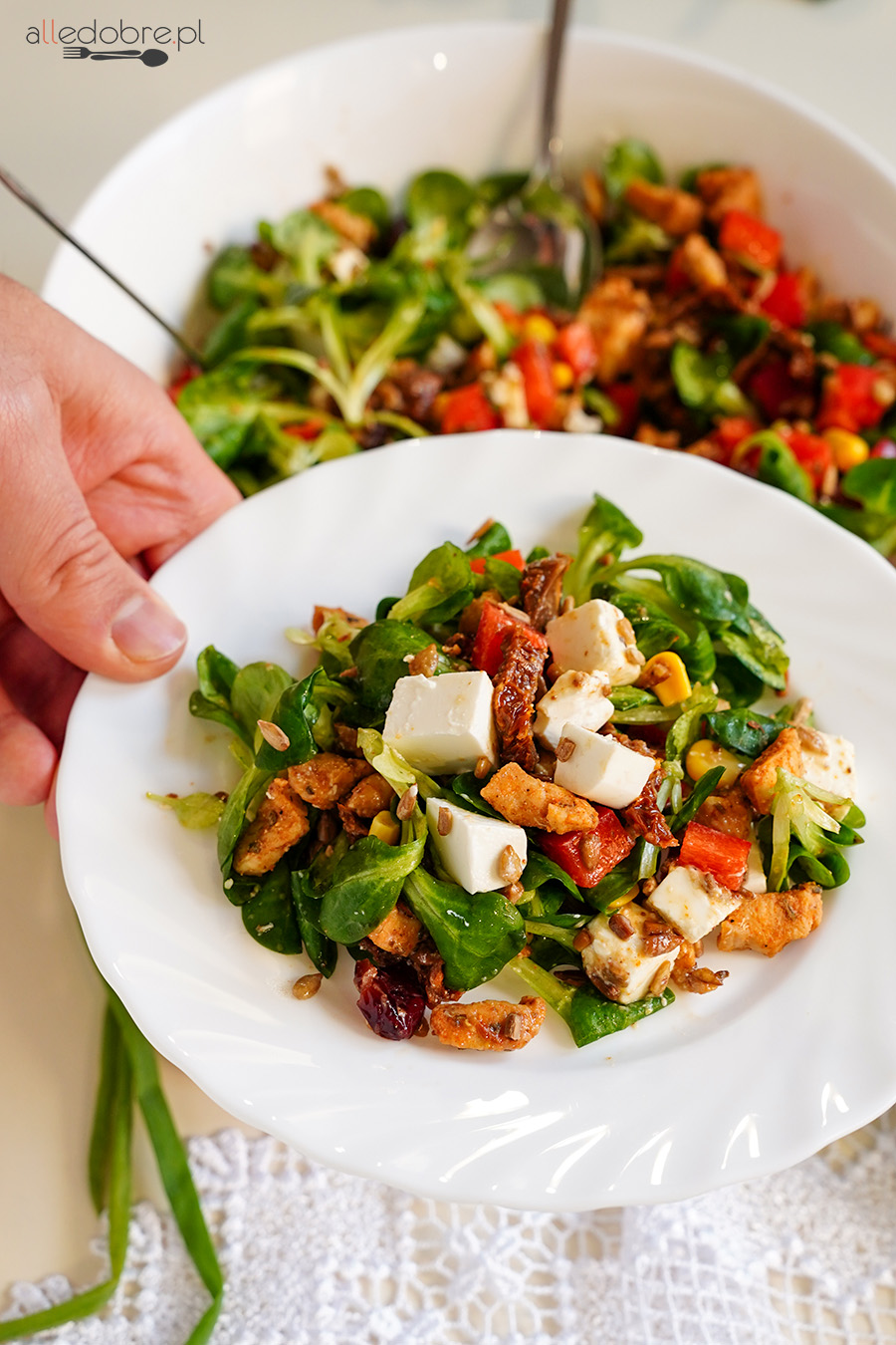 Sałatka z roszponką i kurczakiem